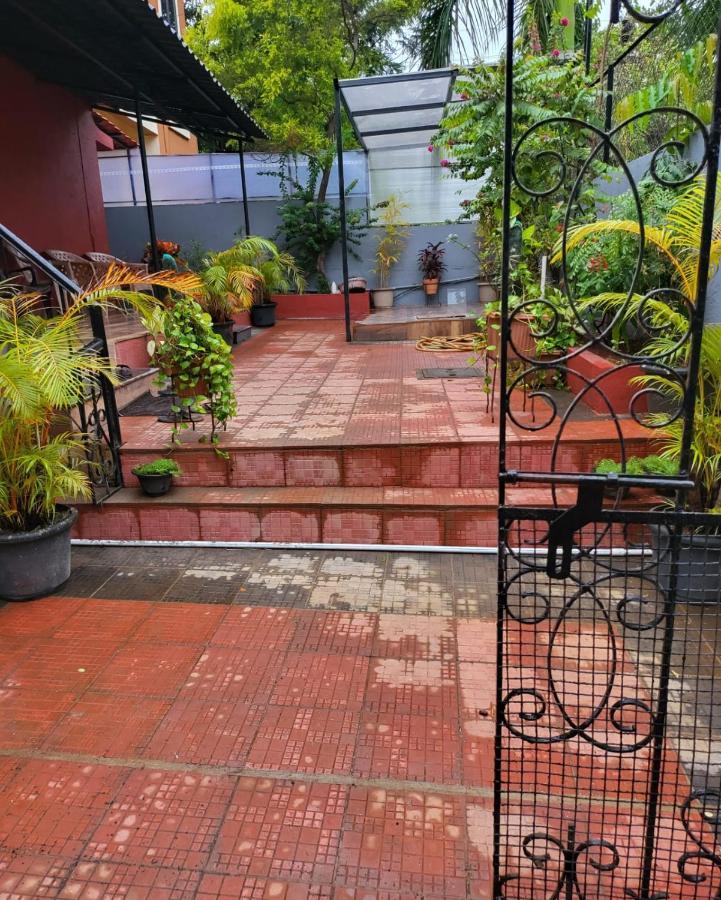 The Perfect Stays- Lal Mahal Villa With Disco Pool Lonavala Buitenkant foto